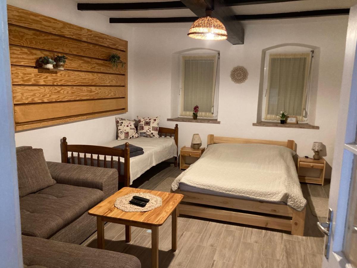 Appartamento Tiszavirag Vendeghaz Tiszacsege Esterno foto